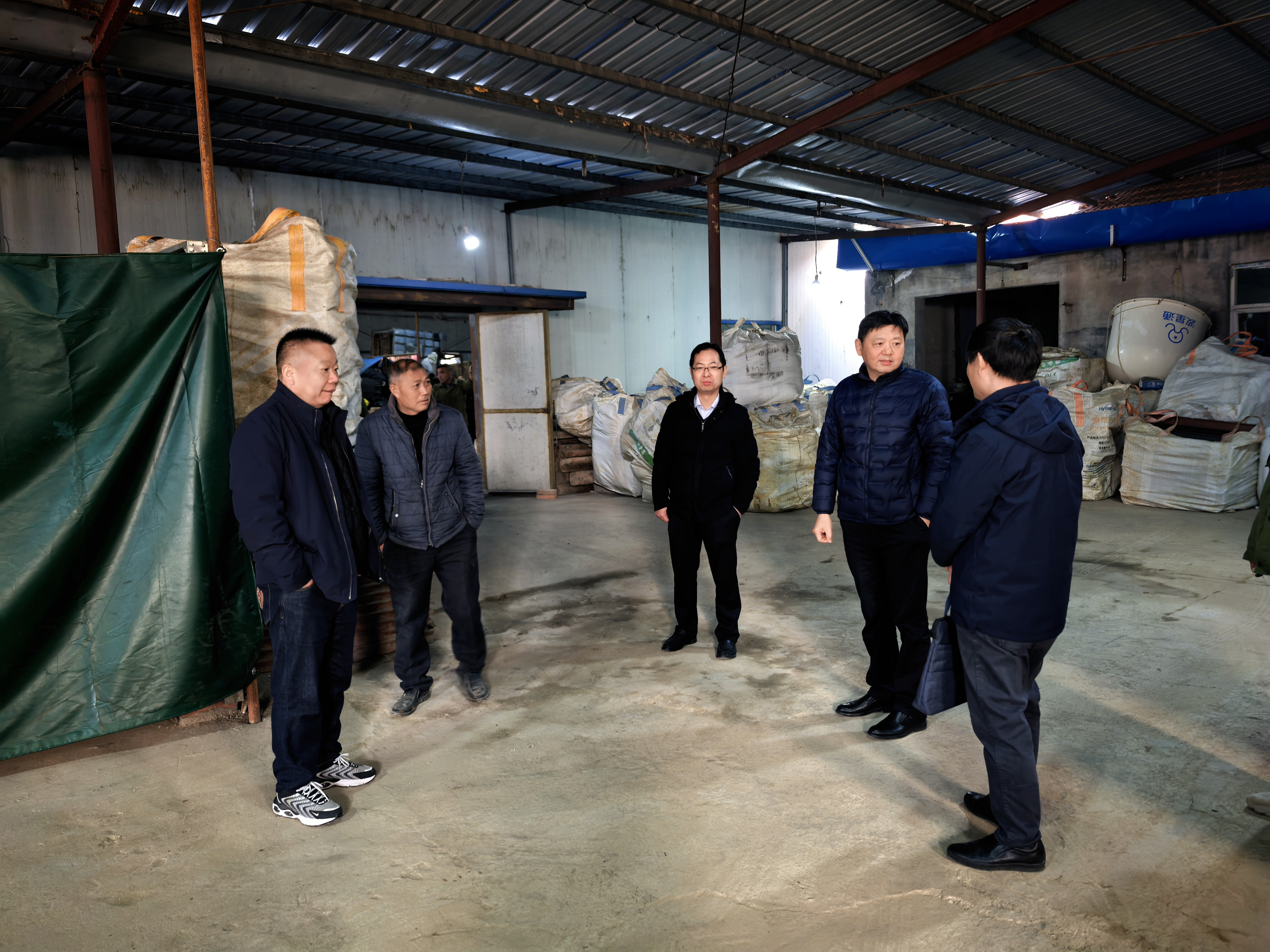 沈忠炎带队实地检查指导新仓库基地