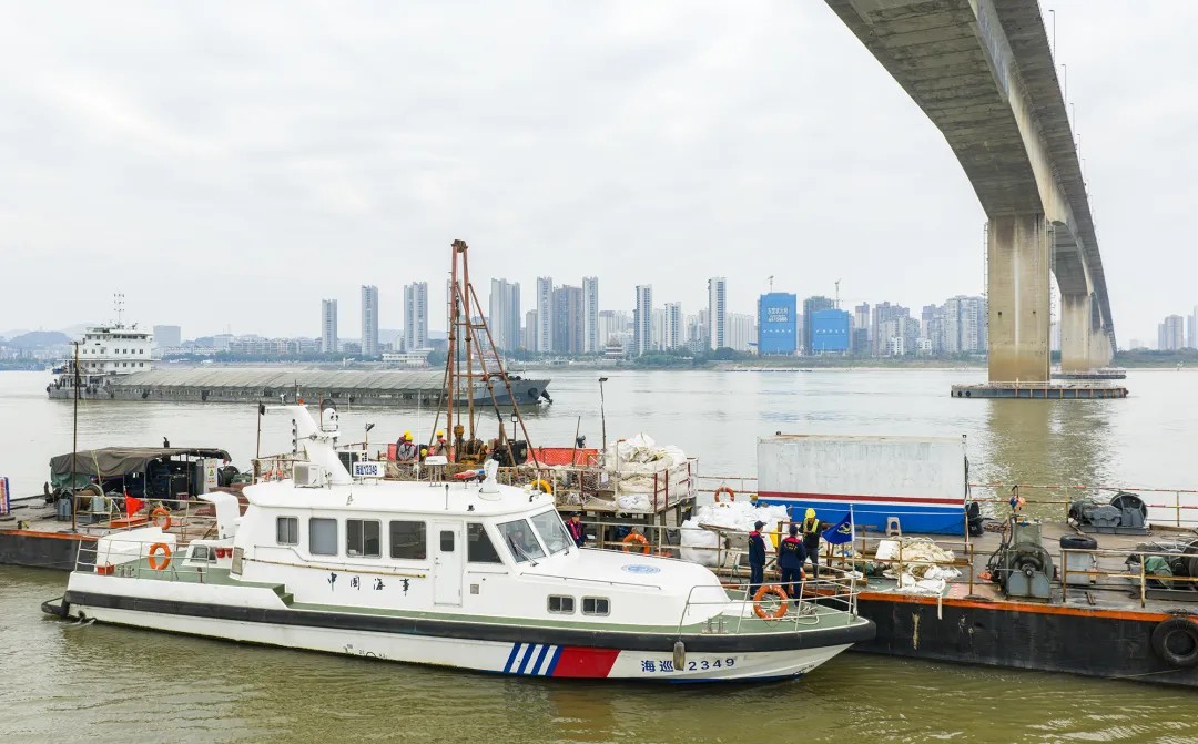 院领导到项目一线宣讲党的二十届四中全会精神并检查工作